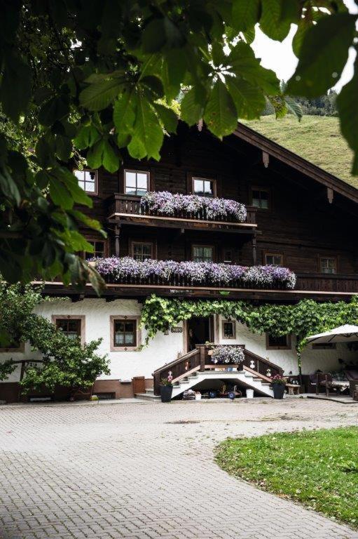 Bed and Breakfast Hochwart Hof Bed & Breakfast Saalbach Exterior foto